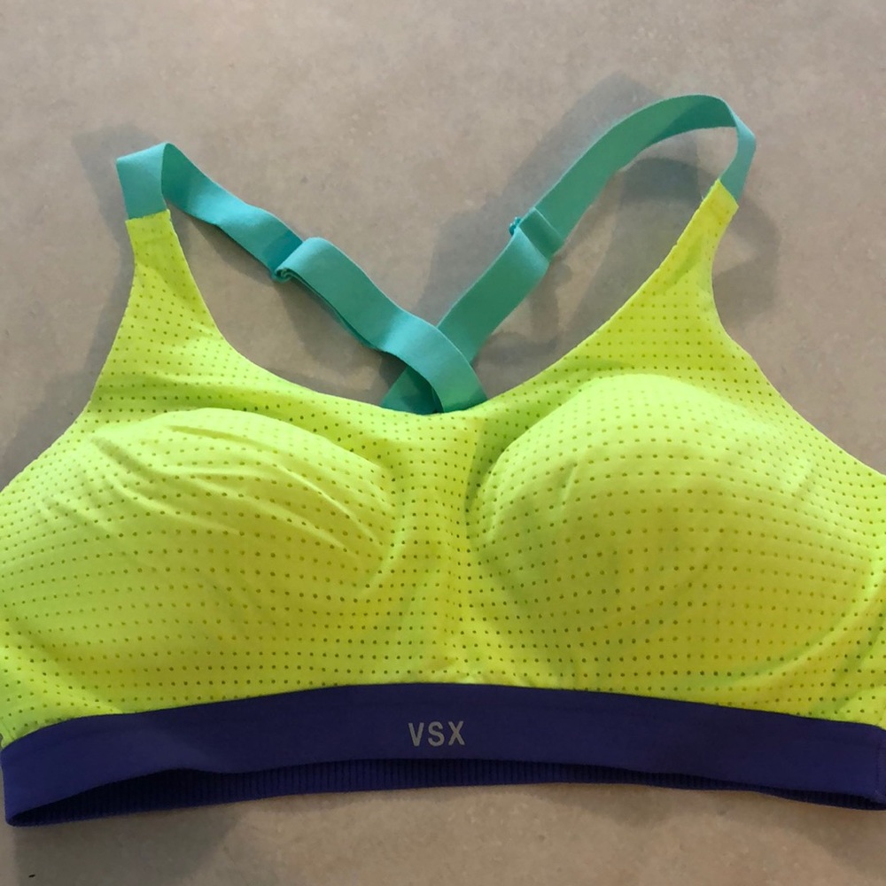 Victoria Secret sports bra